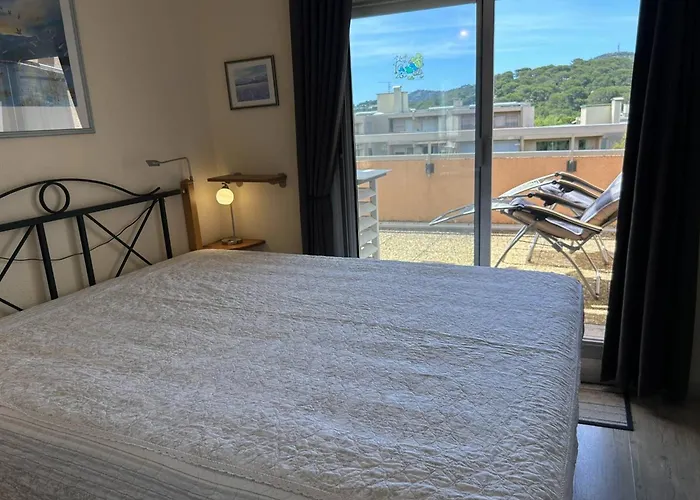 Duplex à Bormes-les-mimosas, Proche Plage, Garage - Fr-1-251-910