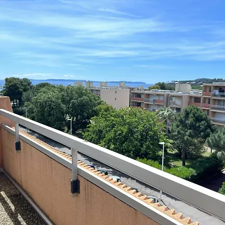 Apartment Duplex A Bormes-les-mimosas, Proche Plage, Garage - Fr-1-251-910